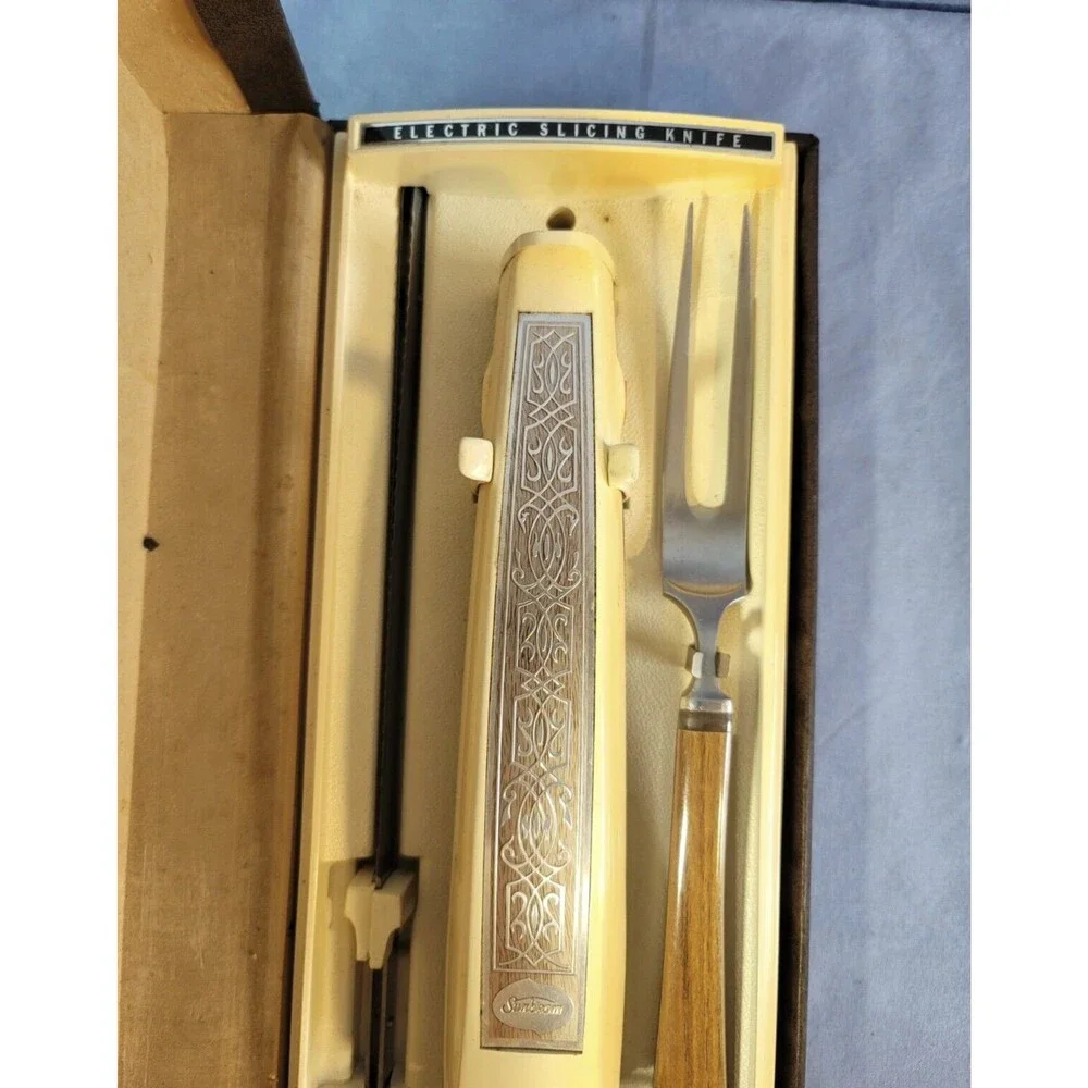 Electric Carving Fork & Knife Food Slicing Sunbeam Wall Mountable Corded Vintage
